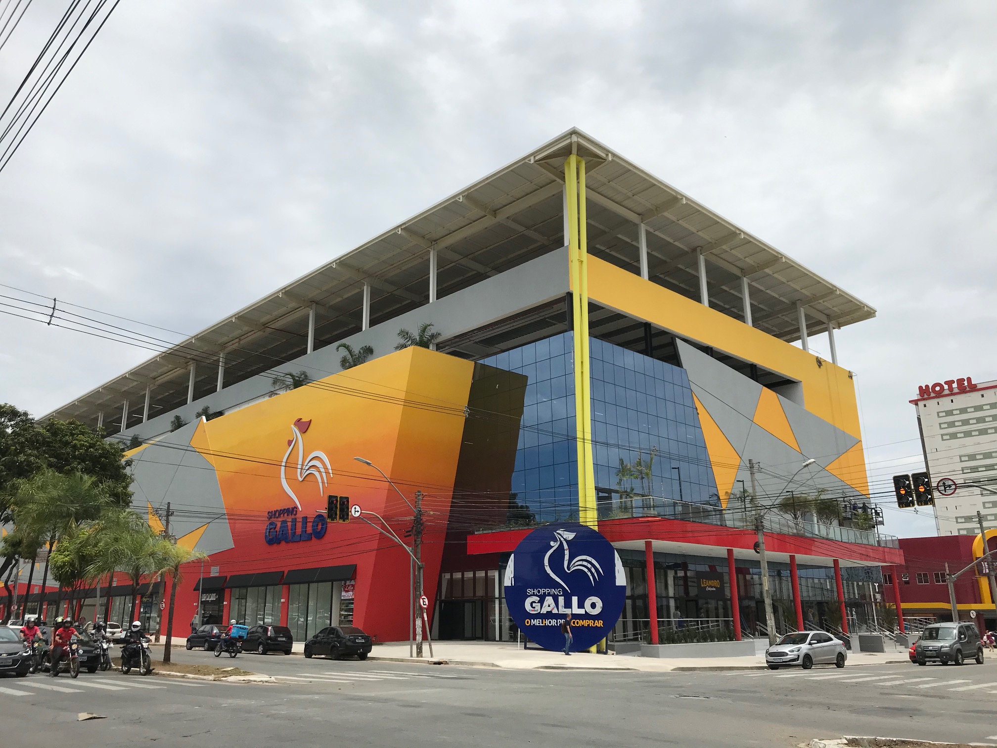 Shopping Gallo abre suas portas com investimento de R$ 120 milhões